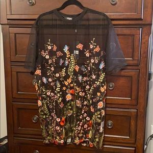 🦋 Jaded London embroidered over size top 🦋